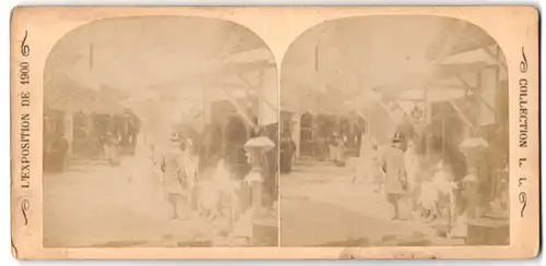 Stereo-Fotografie J. Kuhn, Paris, Rue de Rivoli 220, Ausstellung Paris 1900, Besucher an einem Gebäude auf der Messe