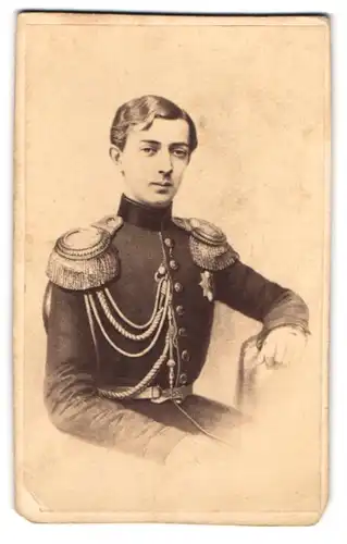 Fotografie unbekannter Fotograf und Ort, Portrait Zar Nikolaus II. von Russland in Uniform