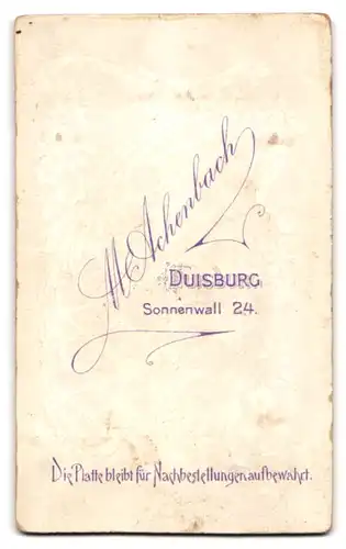 Fotografie M. Aschbach, Duisburg, Sonnenwall 24, Bürgerlicher Herr mit Schnauzer