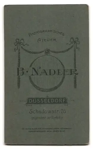 Fotografie B. Nadler, Düsseldorf, Schadowstr. 76, Eleganter Herr mit Moustache