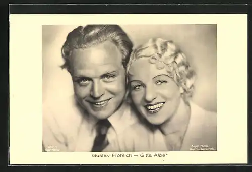 AK Schauspielerin Gitta Alpar und Schauspieler Gustav Fröhlich mit freundlichen Lächeln