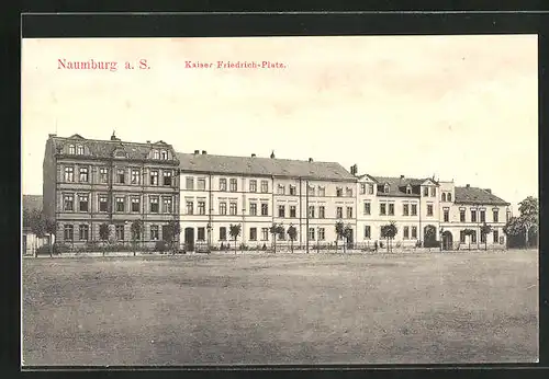 AK Naumburg a. S., Strasse am Kaiser Friedrich-Platz
