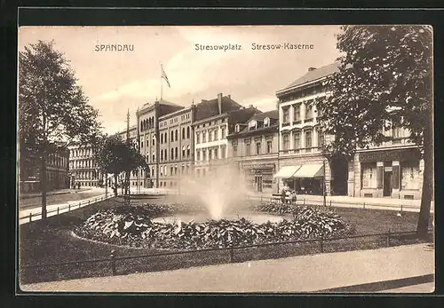 AK Berlin-Spandau, Stresowplatz mit Stresow-Kaserne