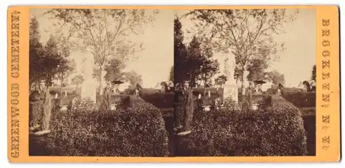 Stereo-Fotografie unbekannter Fotograf, Ansicht New York City, Mis. Dellas Monument, Greenwood Cemetery in Brooklyn