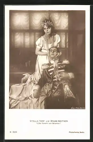 AK Filmszene aus Die Fürstin von Beranien, Schauspielerin Stella Harf und Schauspieler Bruno Kastner