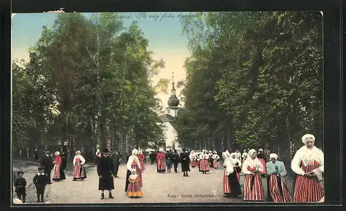 AK Leksand, Pa väg fran kyrkan