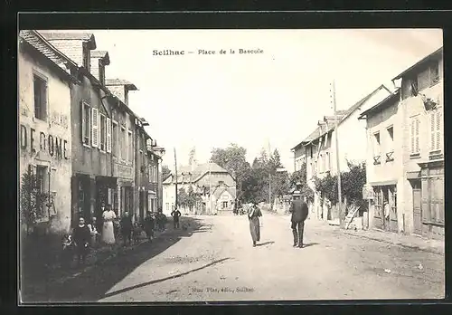AK Seilhac, Place de la Bascule