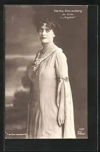 AK Opernsängerin Hertha Stolzenberg als Gilda in Rigoletto