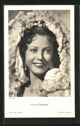AK Opernsänger Maria Cebotari mit lächelndem Gesicht