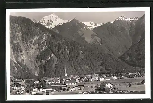 AK Mayrhofen i. Zillertal, Ortstotale mit der Ahornspitze