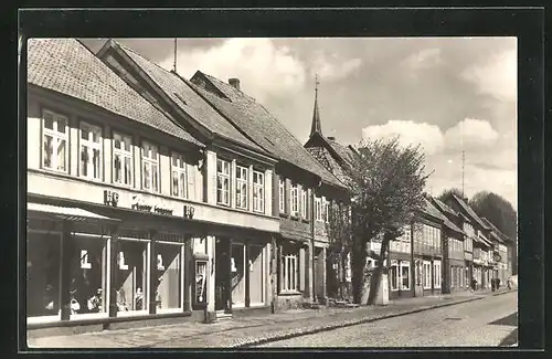 AK Boizenburg an der Elbe, Häuserfront in der Karl-Marx-Strasse