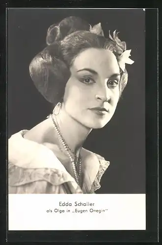 AK Opernsängerin Edda Schaller als Olga in Eugen Onegin