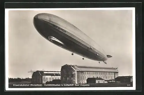 AK Friedrichshafen /Bodensee, Luftschiffhallen und Luftschiff Graf Zeppelin