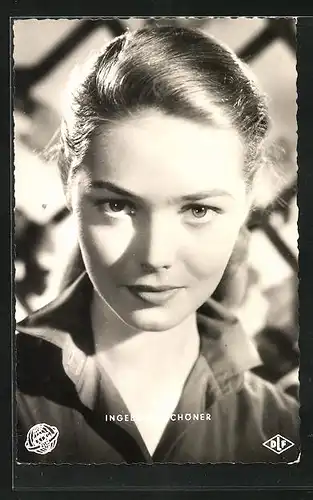 AK Schauspielerin Ingeborg Schöner mit charmantem Blick