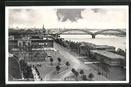 AK Düsseldorf, Blick auf Rhein-Terrasse und Brücke