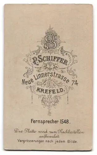 Fotografie P. Schiffer, Krefeld, Neue Linnerstrasse 74, Bürgerliches Ehepaar in feiner Kleidung