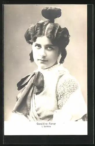 AK Opernsängerin Geraldine Farrar in Boheme