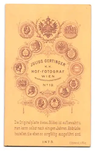 Fotografie Julius Gertinger, Wien, Margarethenstrasse 19, Brügerliche Dame mit Hochsteckfrisur