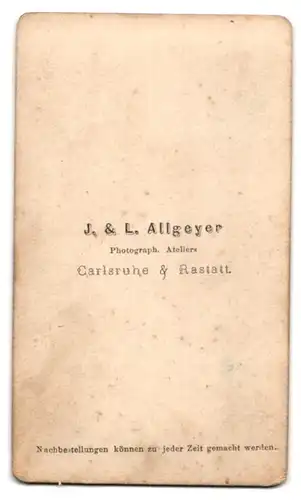 Fotografie J. & L. Allgeyer, Karlsruhe, Bürgerlicher Herr mit krausem Vollbart