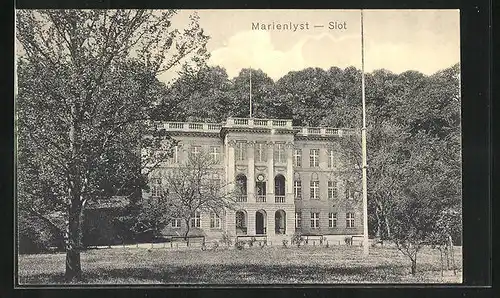 AK Marienlyst, Slot