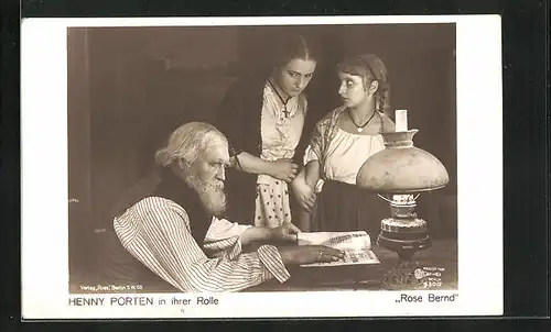 AK Filmszene aus Rose Bernd, Henny Porten