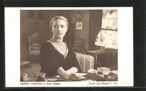 AK Filmszene aus Faust des Riesen, Henny Porten