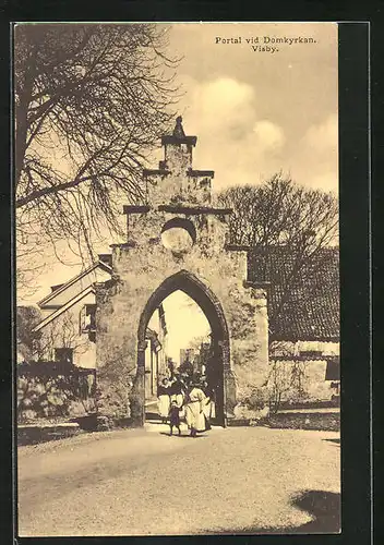 AK Visby, Portal vid Domkyrkan