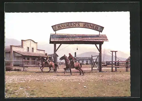 AK Filmszene aus Karl Mays Unter Geiern, Baumans Ranch