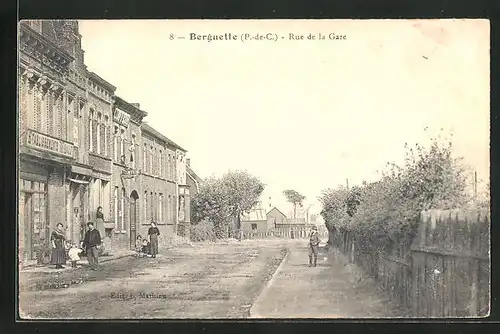 AK Berguette, Rue de la Gare