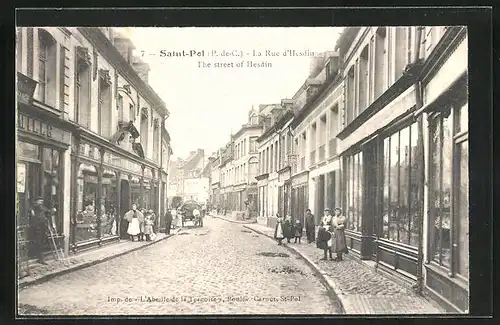 AK Saint-Pol, La Rue d`Hesdin