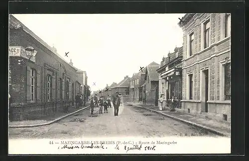 AK Mazingarbe-les-Brebis, Route de Mazingarbe