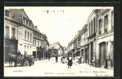 AK Frévent, La Rue du Pont