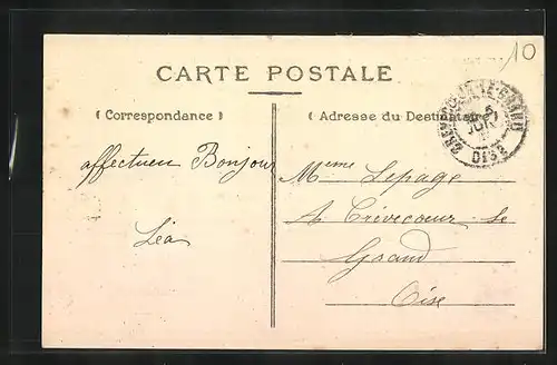 AK Noeux-les-Mines, Rue de la Gare et Monument des Soldats morts pour la Patrie