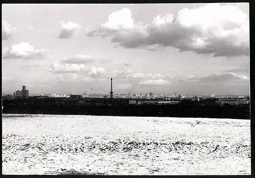 Fotografie unbekannter Fotograf, Ansicht Berlin, Blick über die Stadt, Grossformat 29 x 20cm