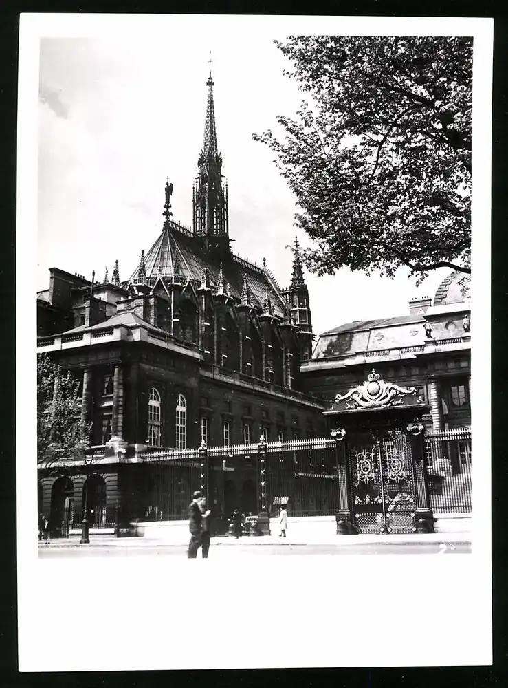 33 Fotografien unbekannter Fotograf, Ansicht Paris, Strassen-Café, Strassenkünstler Gewichtheber, Marktszene, Bahnhof Nord 19