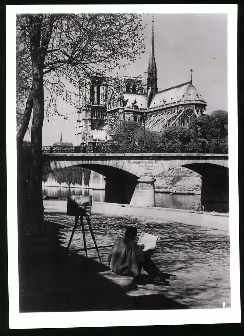 33 Fotografien unbekannter Fotograf, Ansicht Paris, Strassen-Café, Strassenkünstler Gewichtheber, Marktszene, Bahnhof Nord 22