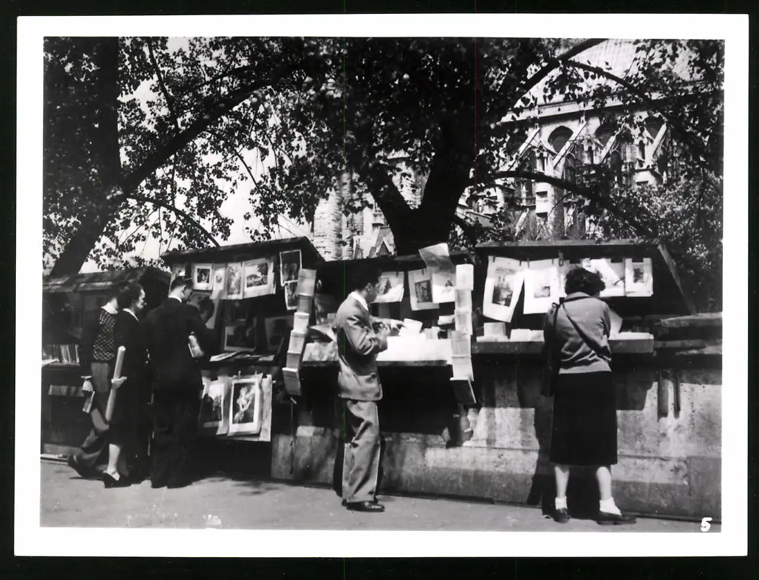 33 Fotografien unbekannter Fotograf, Ansicht Paris, Strassen-Café, Strassenkünstler Gewichtheber, Marktszene, Bahnhof Nord 29
