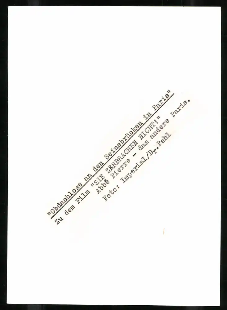 33 Fotografien unbekannter Fotograf, Ansicht Paris, Strassen-Café, Strassenkünstler Gewichtheber, Marktszene, Bahnhof Nord 47