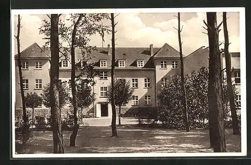 AK Rothenburg, Gebäudeansicht mit Bäumen