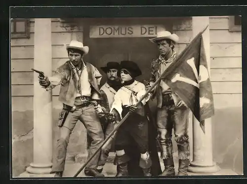 AK Filmszene aus Tom Sawyers Abenteuer mit dem Schauspieler Roland Demongeot in der Hauptrolle