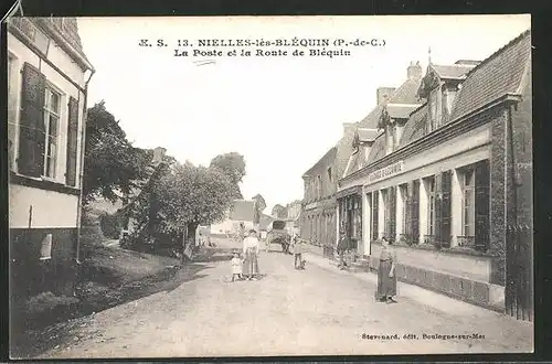 AK Nielles-lès-Bléquein, La Poste et la Route de Bléquin