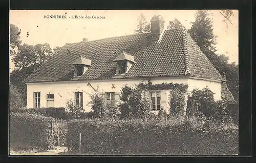 AK Bonnieres, L`Ecole des Garcons