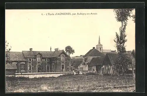 AK Agnieres, L`Ecole
