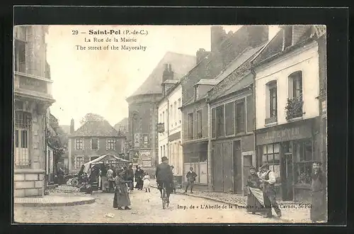 AK Saint-Pol, La Rue de la Mairie