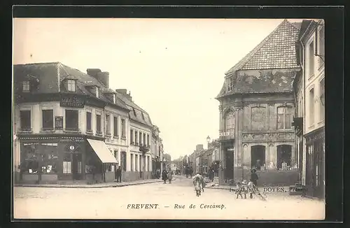 AK Frévent, Rue de Cercamp, Strassenpartie