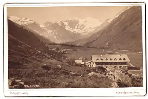 Fotografie Würthle & Spinnhirn, Salzburg, Ansicht Ferleiten, Ortspartie mit Blick auf die Alpen