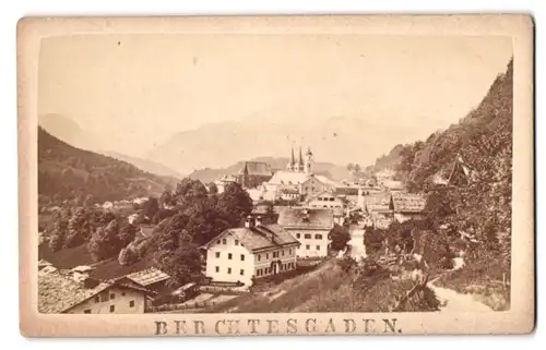 Fotografie F. Grainer, Reichenhall, Ansicht Bad Reichenhall, Blick in den Ort mit Kirchtürmen