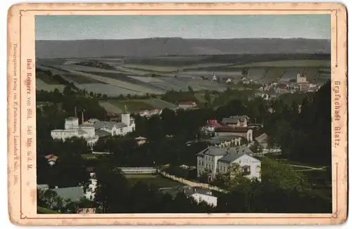 Fotografie F. Pietschmann, Landeshut i. Schl., Ansicht Bad Reinerz, Blick auf den ort von Süden