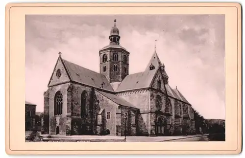 Fotografie unbekannter Fotograf, Ansicht Hameln, Blick auf die St. Bonifatiuskirche, 1892