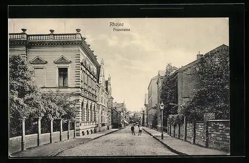 AK Rheine, Poststrasse mit Passanten